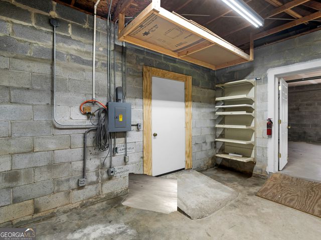 236 Airport Road, Griffin, GA 30224