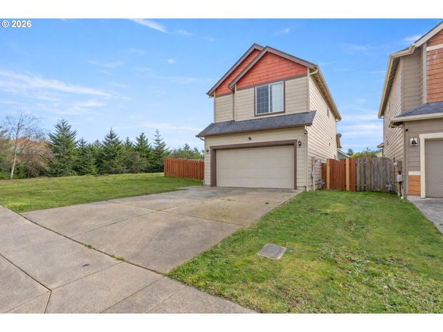 891 Kentucky Ave, Coos Bay, OR 97420