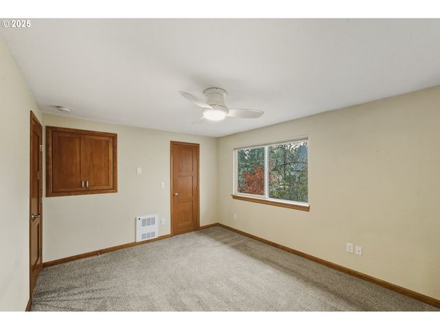 4387 Sw 94TH Ave, Portland, OR 97225