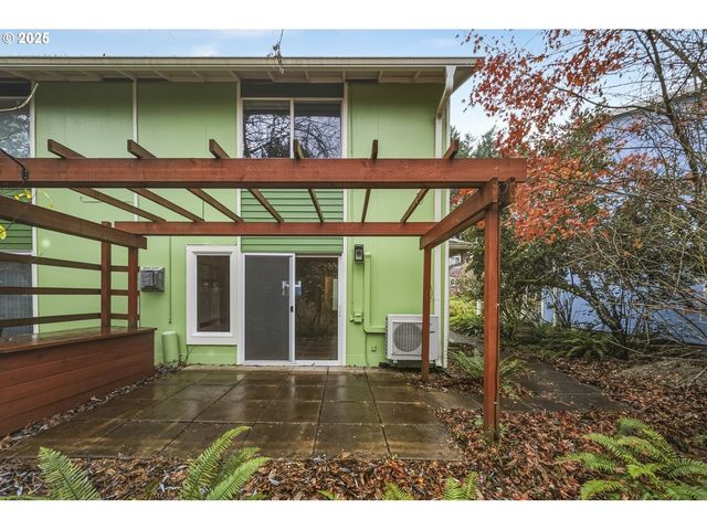 4387 Sw 94TH Ave, Portland, OR 97225