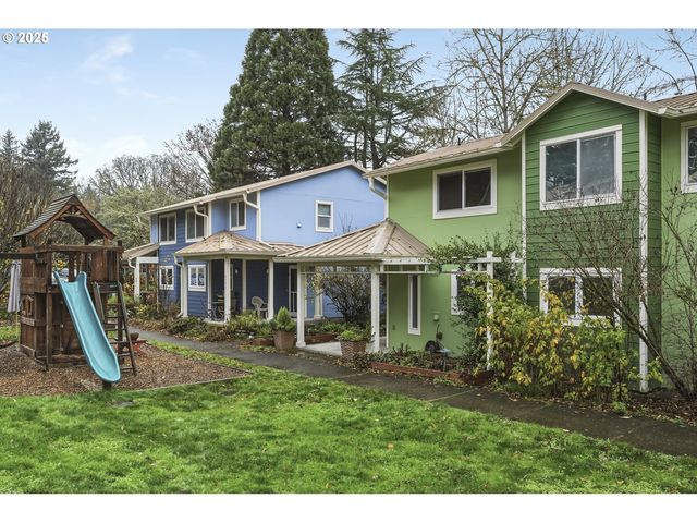 4387 Sw 94TH Ave, Portland, OR 97225