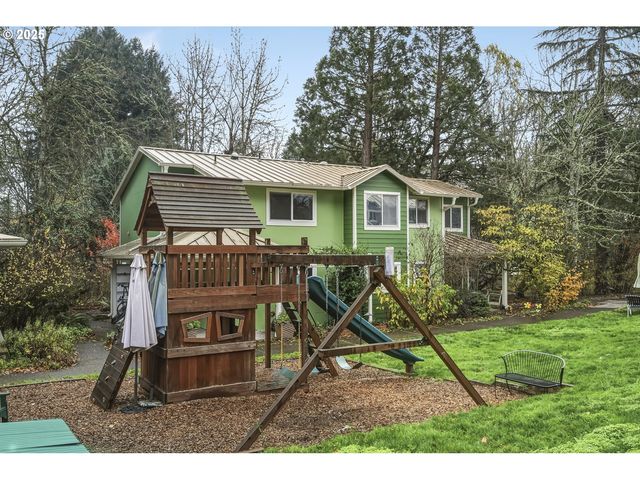 4387 Sw 94TH Ave, Portland, OR 97225