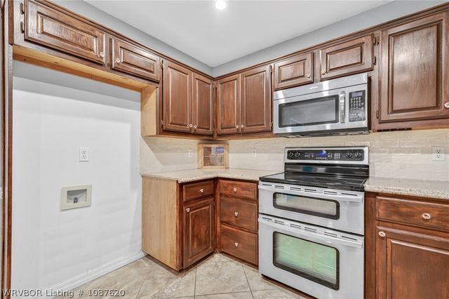 330 Duke Circle, Greenwood, AR 72936