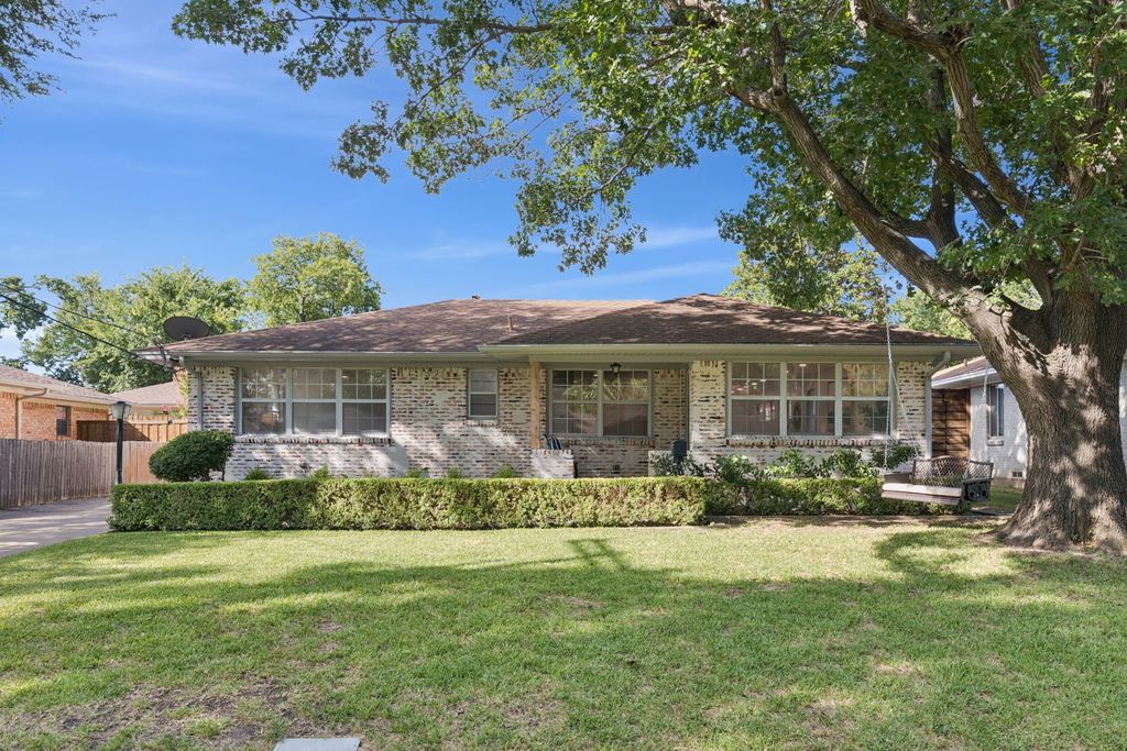 2124 Province Lane, Dallas, TX 75228