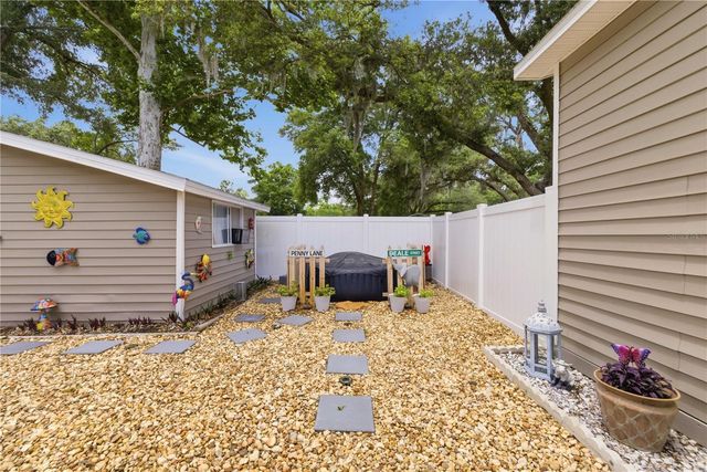 1512 NE 37TH STREET, Ocala, FL 34479
