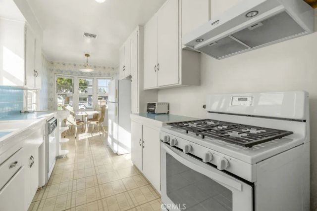 5732 Bowcroft Street, Los Angeles, CA 90016