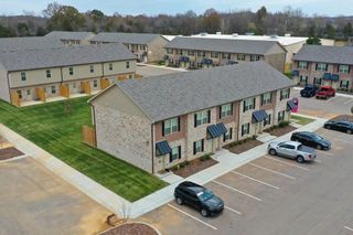 155 Airport Rd Apt 1201, Clarksville, TN 37042