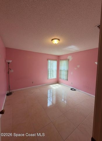1629 Gadsden Avenue NW, Palm Bay, FL 32907
