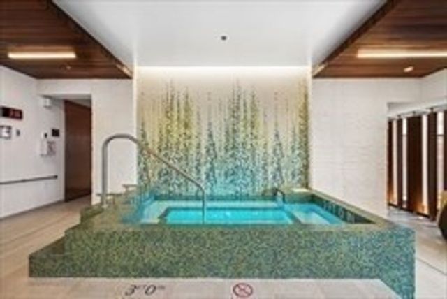 150 Seaport Blvd 10B, Boston, MA 02210