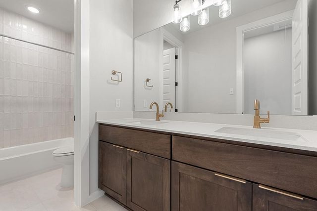 108 Bloomington Loop, Hutto, TX 78634