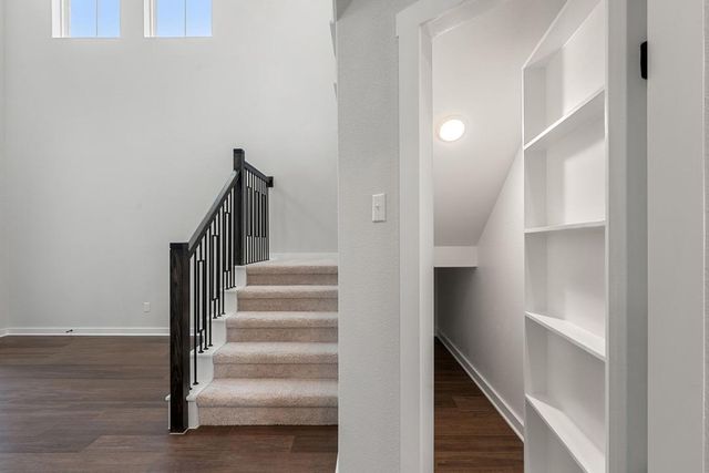108 Bloomington Loop, Hutto, TX 78634