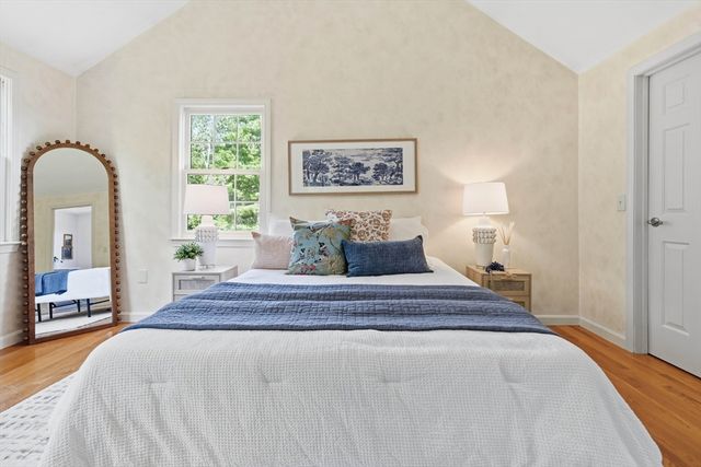 267 Beacon, Andover, MA 01810