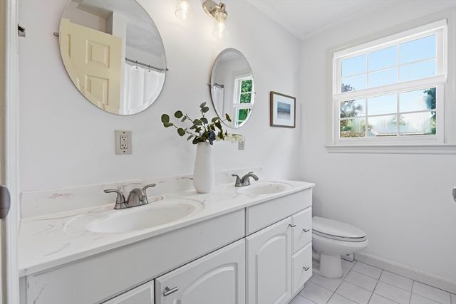 267 Beacon, Andover, MA 01810
