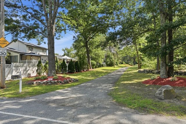 267 Beacon, Andover, MA 01810
