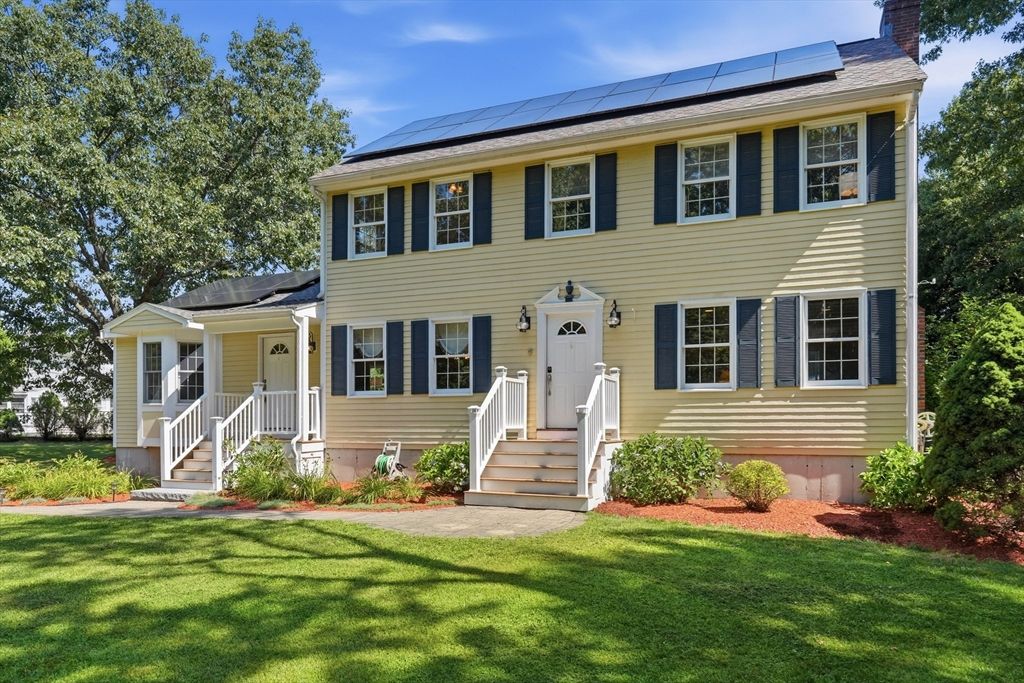 267 Beacon, Andover, MA 01810