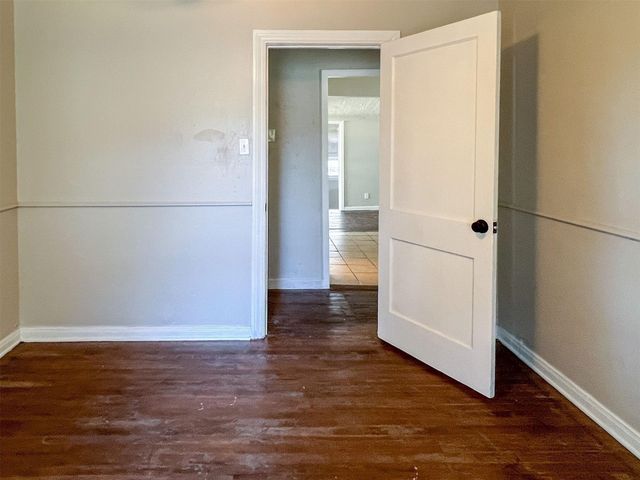 216 Camellia Street, Lake Jackson, TX 77566