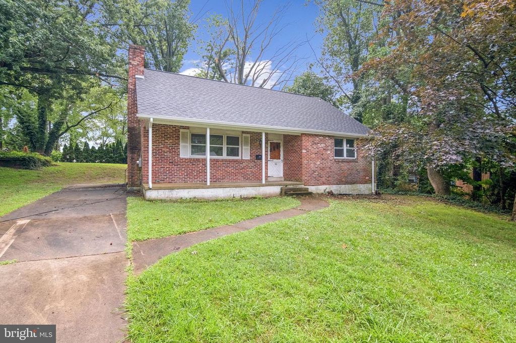 210 BEECHWOOD RD, Wilmington, DE 19809