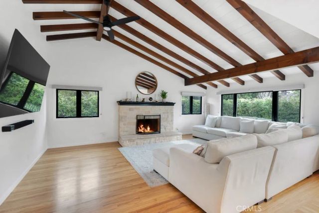 6013 Lubao Avenue, Woodland Hills, CA 91367