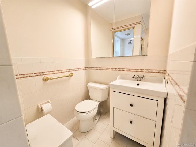 56-49 215 Street, Bayside, NY 11364