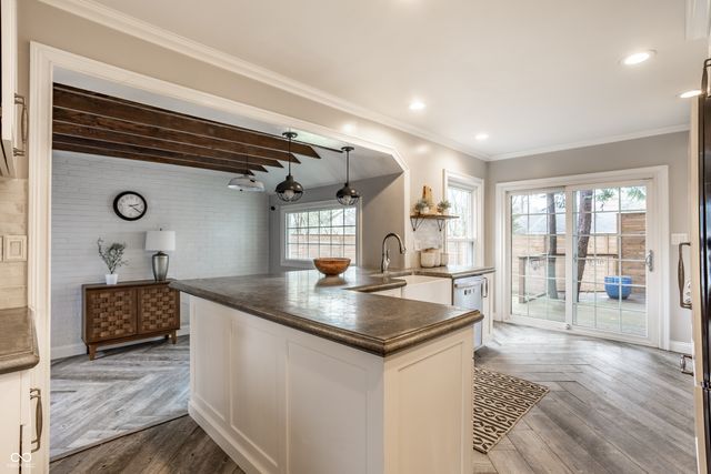 6021 N Meridian Street, Indianapolis, IN 46208