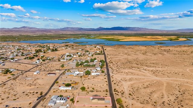 4792 Powell Lake Road, Topock, AZ 86436