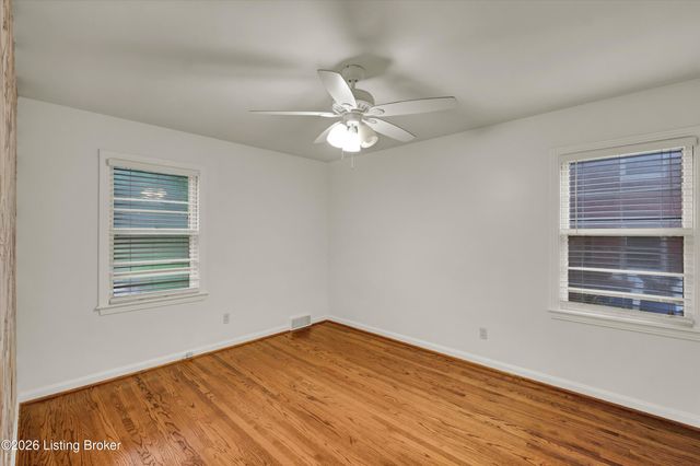 3112 Tremont Dr, Louisville, KY 40205