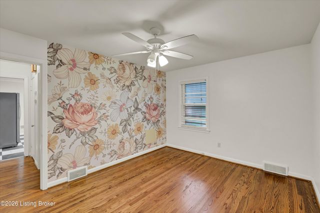 3112 Tremont Dr, Louisville, KY 40205