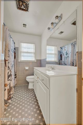 3112 Tremont Dr, Louisville, KY 40205