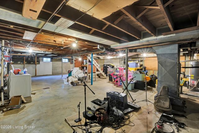 3112 Tremont Dr, Louisville, KY 40205