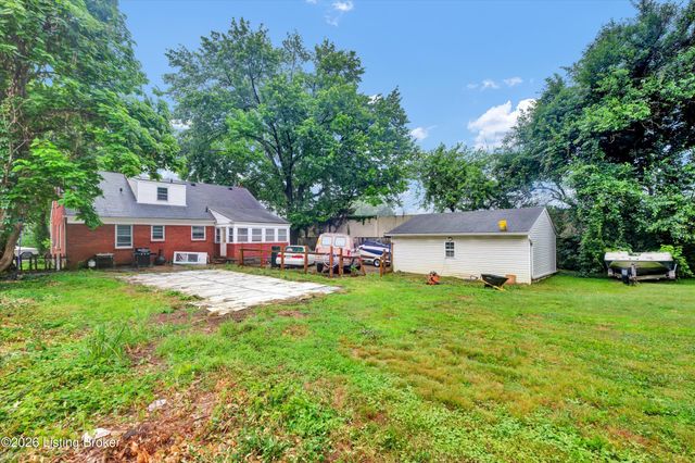 3112 Tremont Dr, Louisville, KY 40205