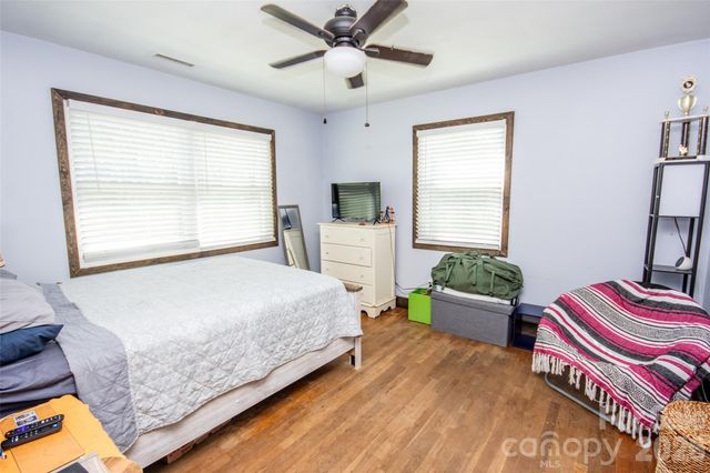 120 Mitch Road, Union Grove, NC 28689