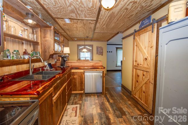 120 Mitch Road, Union Grove, NC 28689