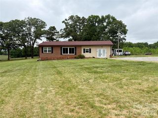 120 Mitch Road, Union Grove, NC 28689
