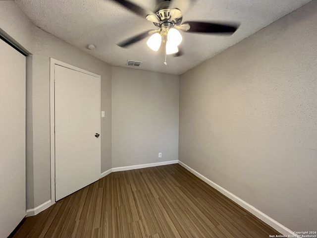 6026 Glacier Sun Dr, San Antonio, TX 78244