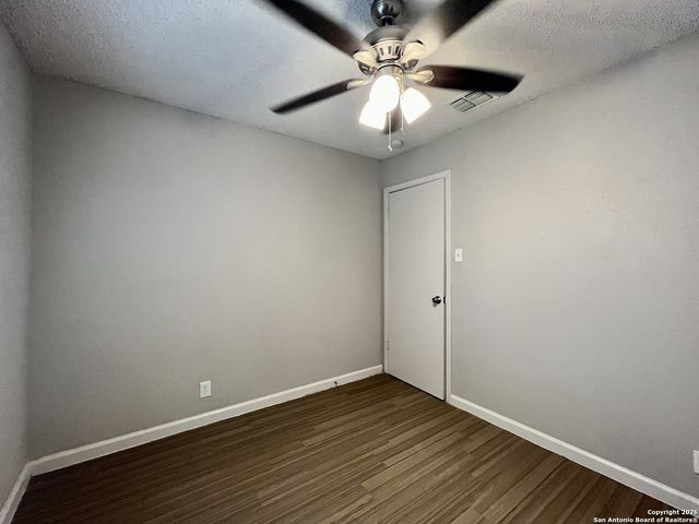 6026 Glacier Sun Dr, San Antonio, TX 78244