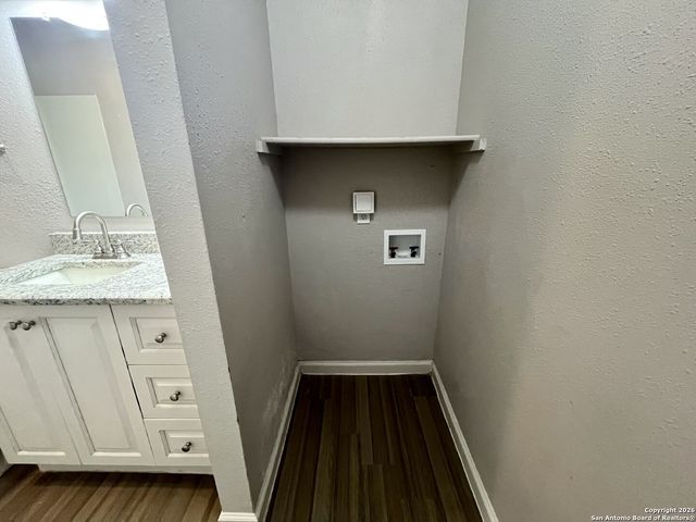 6026 Glacier Sun Dr, San Antonio, TX 78244