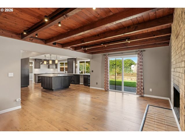 19993 Nw METOLIUS Dr, Portland, OR 97229