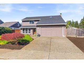 19993 Nw METOLIUS Dr, Portland, OR 97229