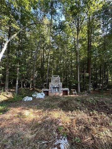 145 Noketchee Drive, Athens, GA 30601