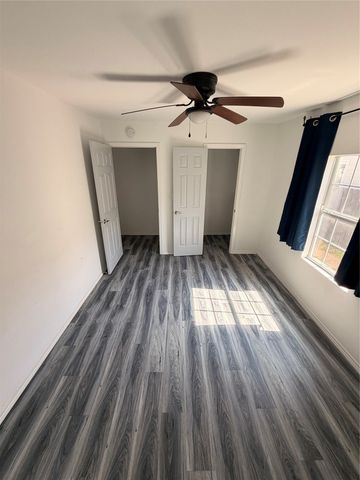 3325 Brantley Street, Dallas, TX 75212