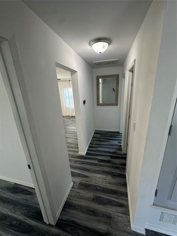 3325 Brantley Street, Dallas, TX 75212