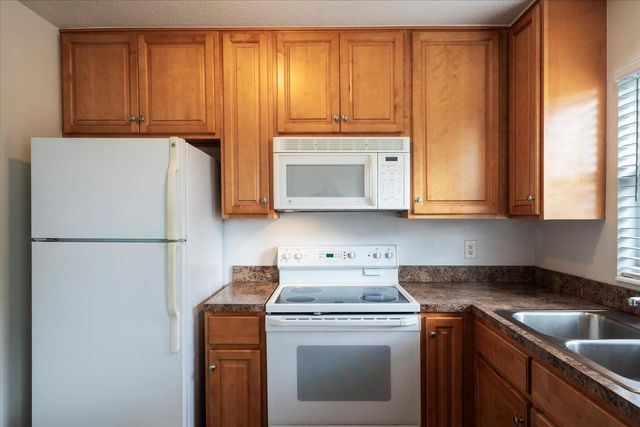 555 Lee Avenue, Satellite Beach, FL 32937