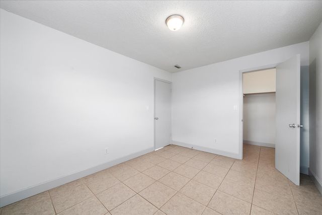 555 Lee Avenue, Satellite Beach, FL 32937