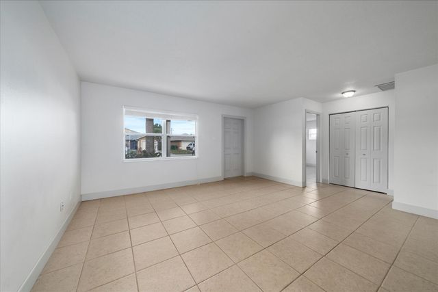 555 Lee Avenue, Satellite Beach, FL 32937