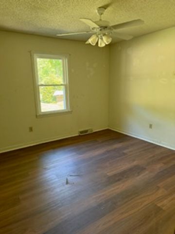 103 Gilkeson Road, Honea Path, SC 29654