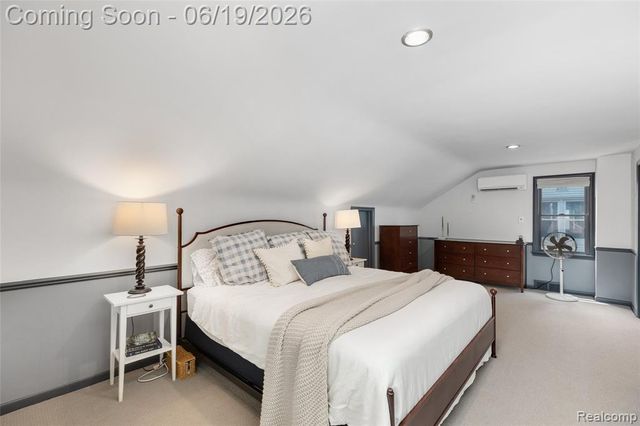 1113 Fernwood Road, Royal Oak, MI 48067