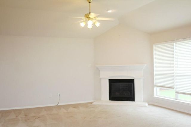 8832 Fayetteville Drive, Fort Worth, TX 76244