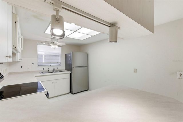 4101 PASSPORT LANE 203, New Port Richey, FL 34653