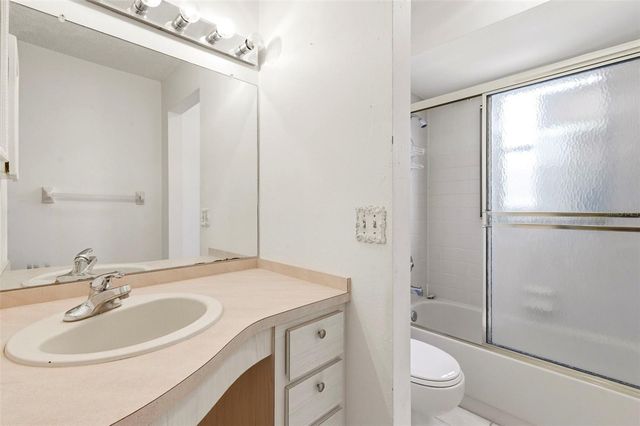 4101 PASSPORT LANE 203, New Port Richey, FL 34653