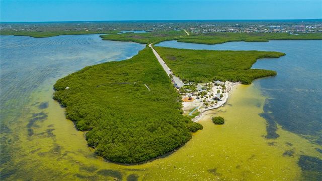 4101 PASSPORT LANE 203, New Port Richey, FL 34653